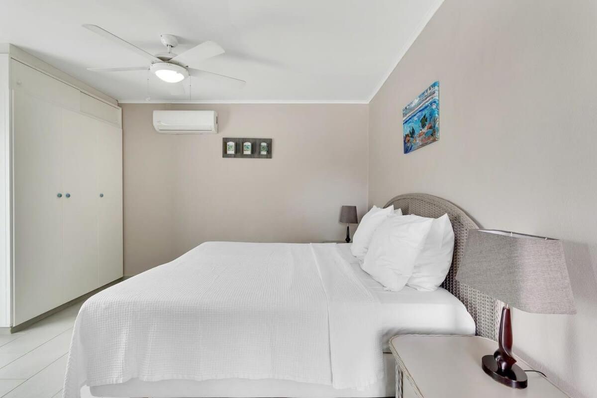 Belmar Oceanfront Apartment 14 Divers Paradise Kralendijk  Ngoại thất bức ảnh