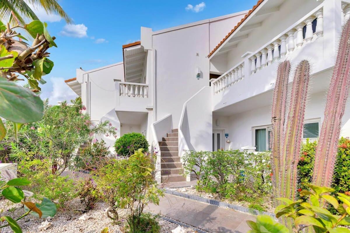 Belmar Oceanfront Apartment 14 Divers Paradise Kralendijk  Ngoại thất bức ảnh